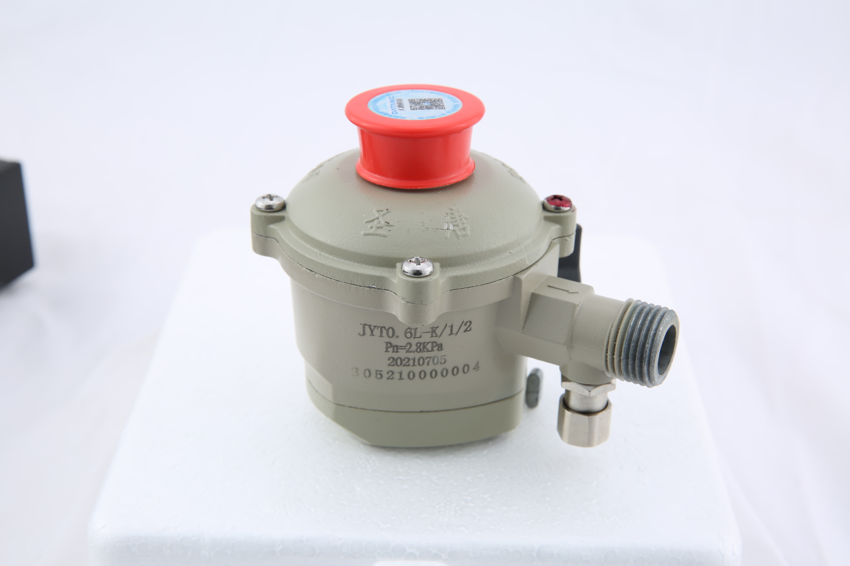 瓶装液化石油气调压器JYT0.6L-K/1/2